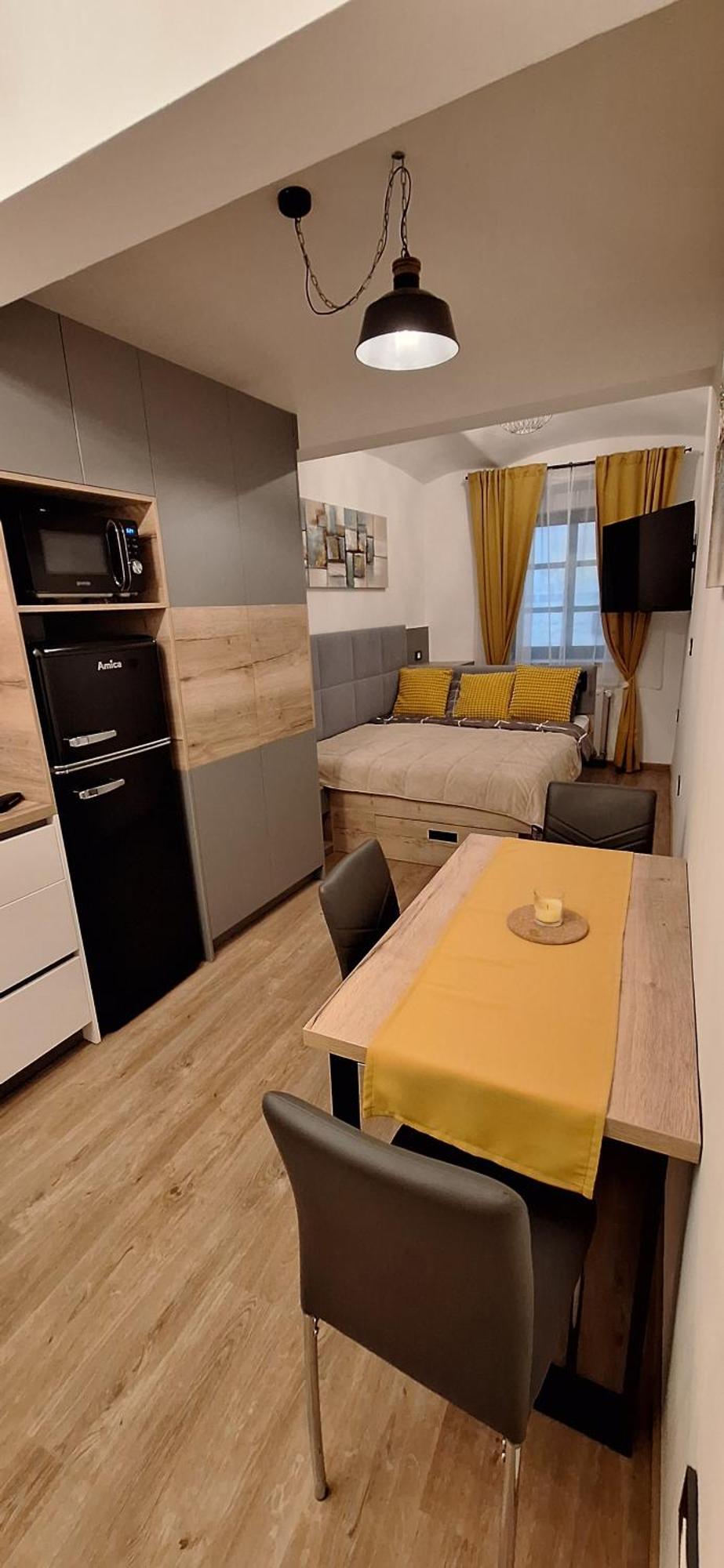 Studio Apartment Under The Castle Skofja Loka Exterior photo